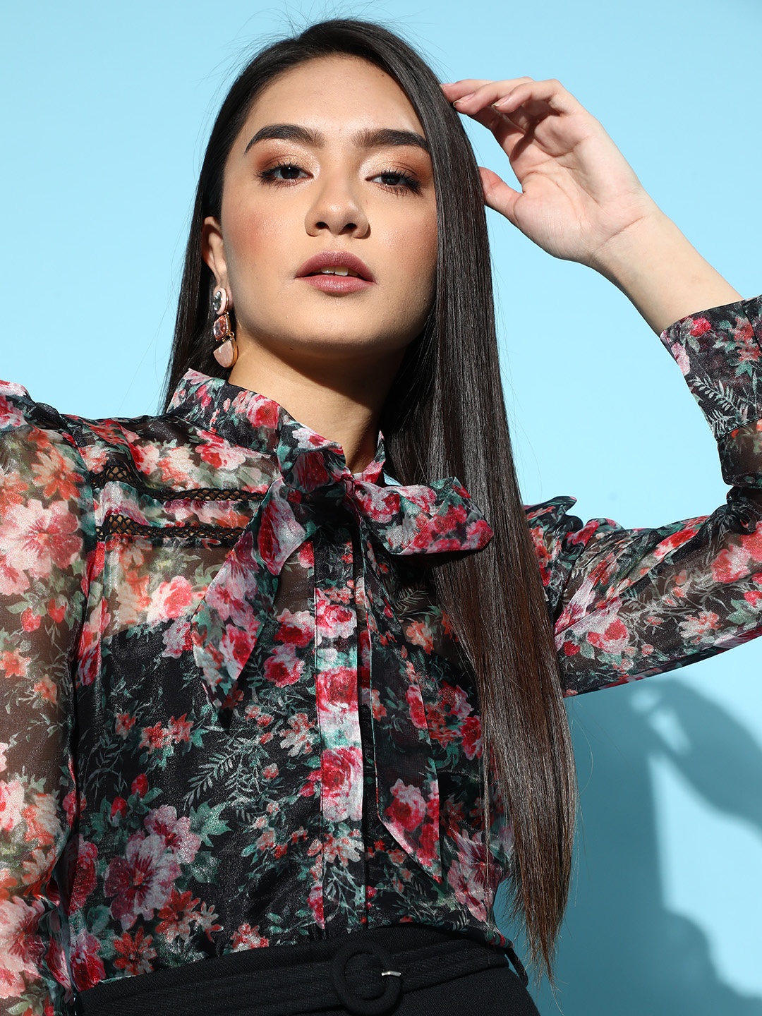

COVER STORY Women Black Floral Puff Sleeves Top