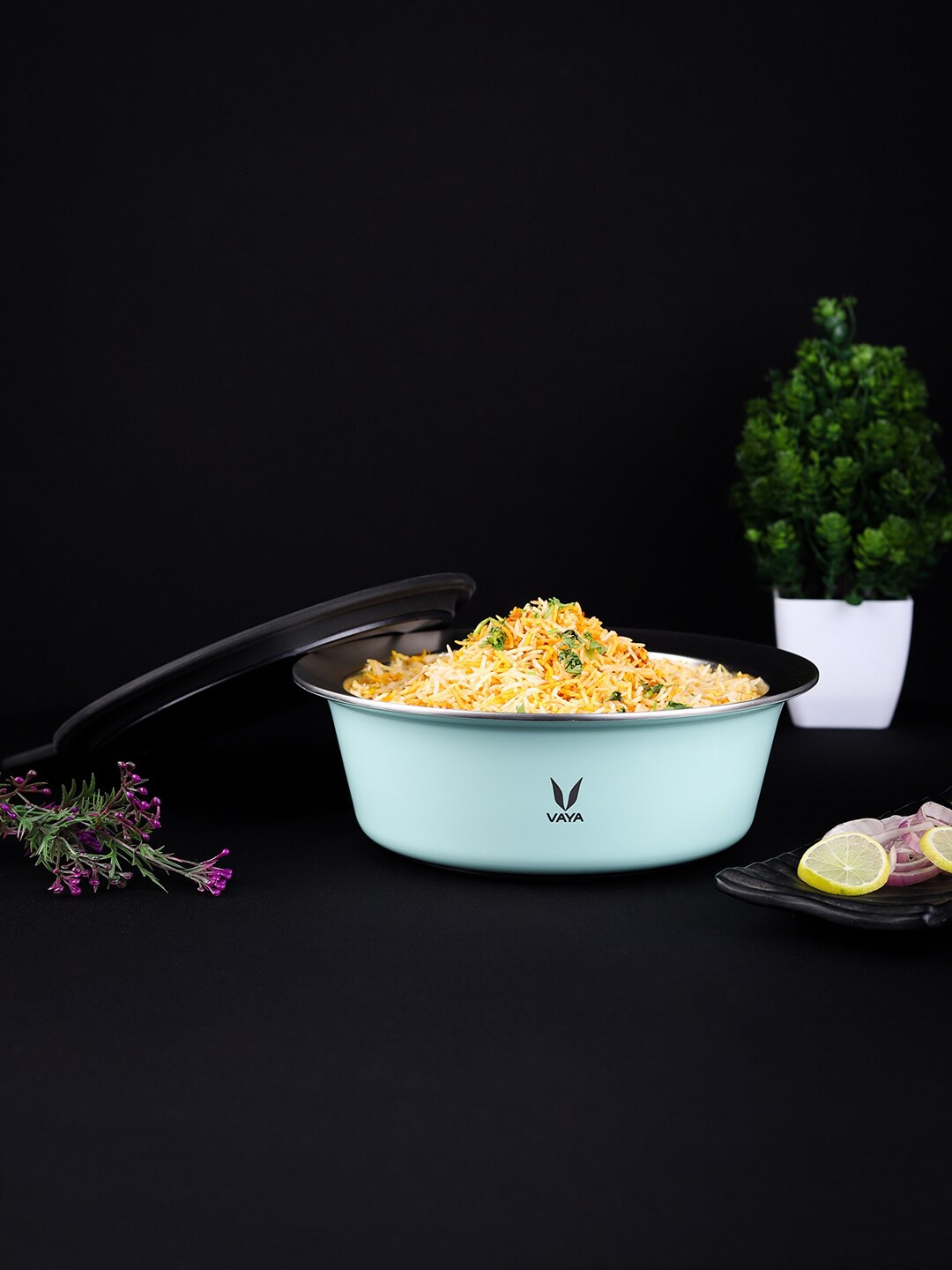 

Vaya Blue & Silver-Toned Solid Casserole 1500ML