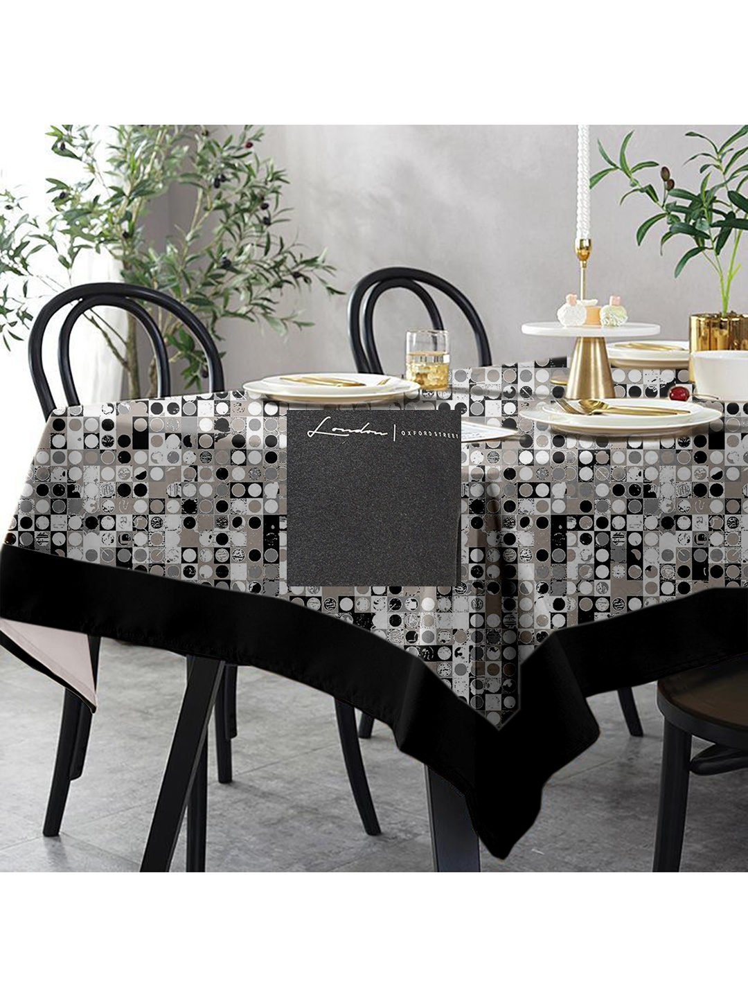 

Lushomes 8 Seater Coins Printed Table Cloth, Multi