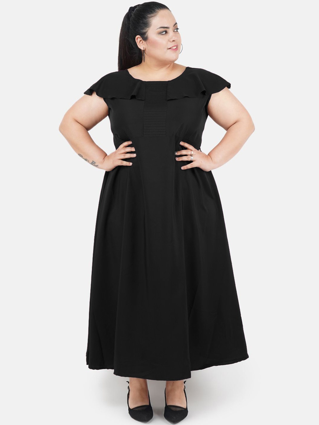 

Indietoga Black Crepe Plus Size A-Line Maxi Dress