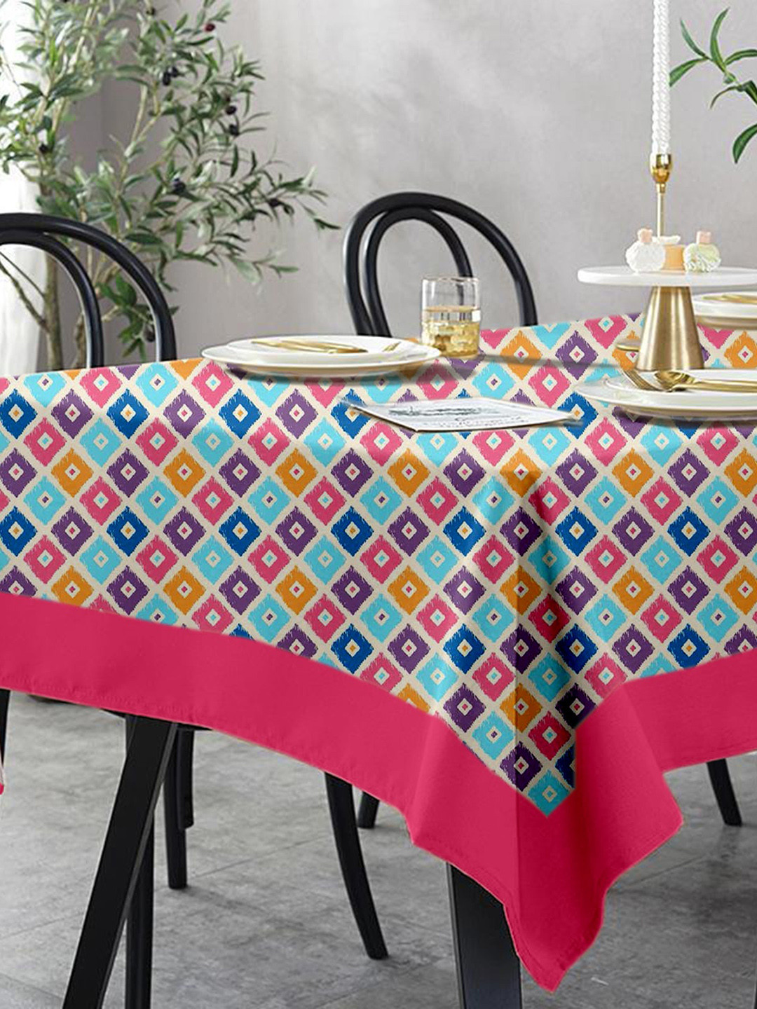

Lushomes Multicolored 6 Seater Printed Cotton Table Cloth, Blue