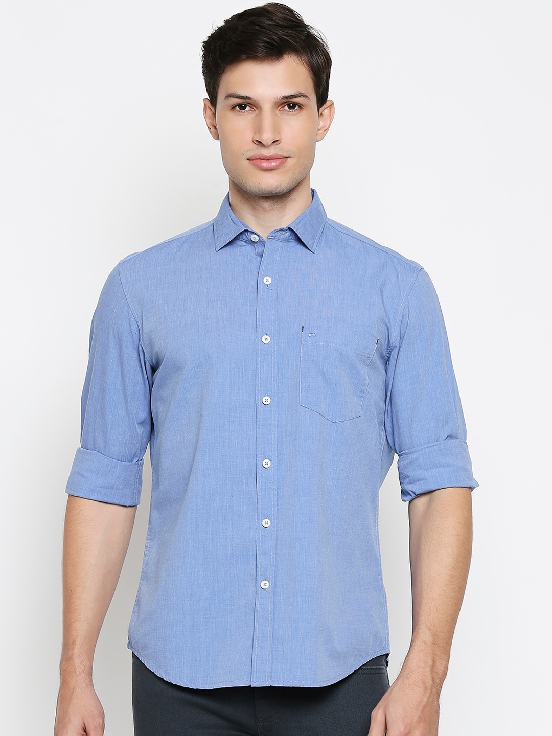 

Basics Men Blue Slim Fit Opaque Cotton Casual Shirt