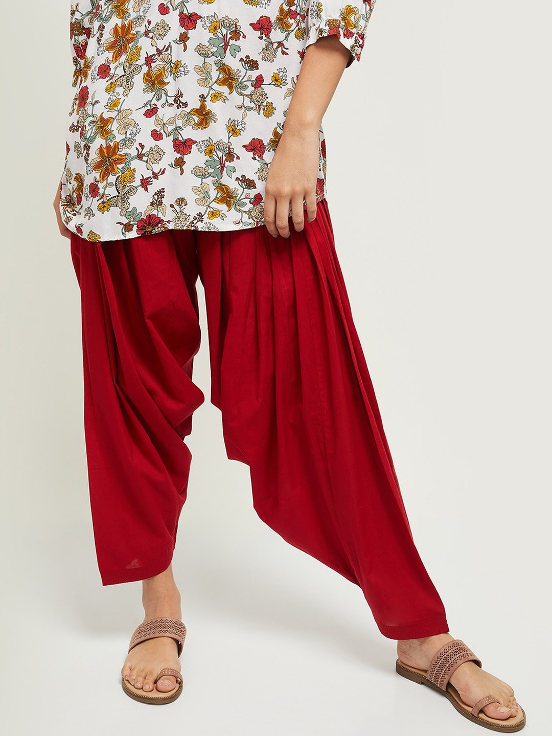 

max Women Red Cotton Solid Patiala