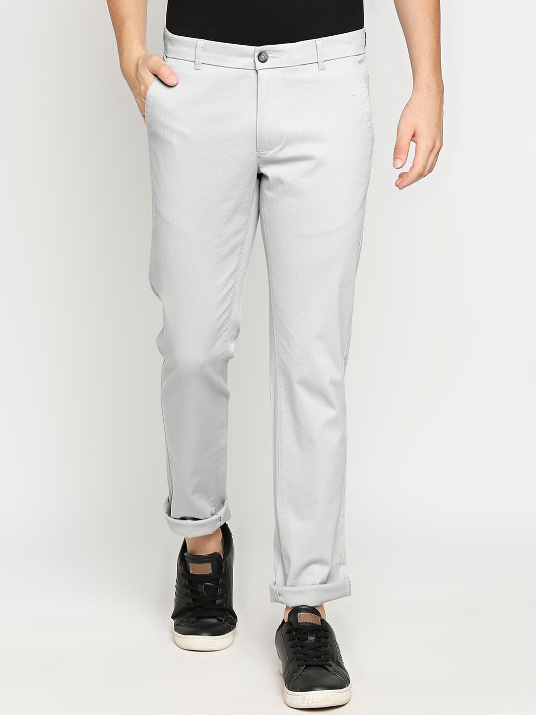 

Basics Men Grey Tapered Fit Trousers