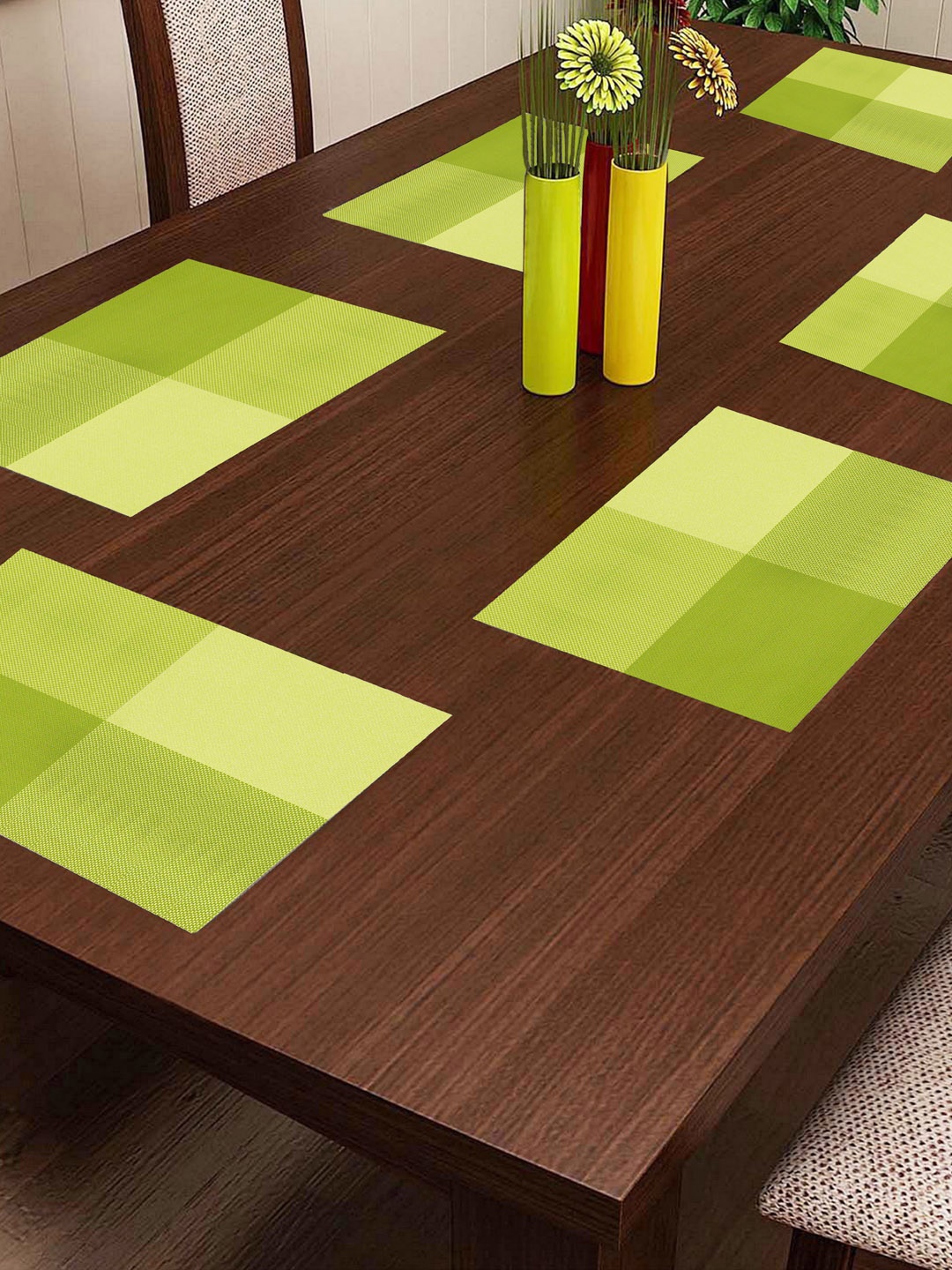 

Lushomes Pack Of 6 Green Waterproof PVC Table Mats