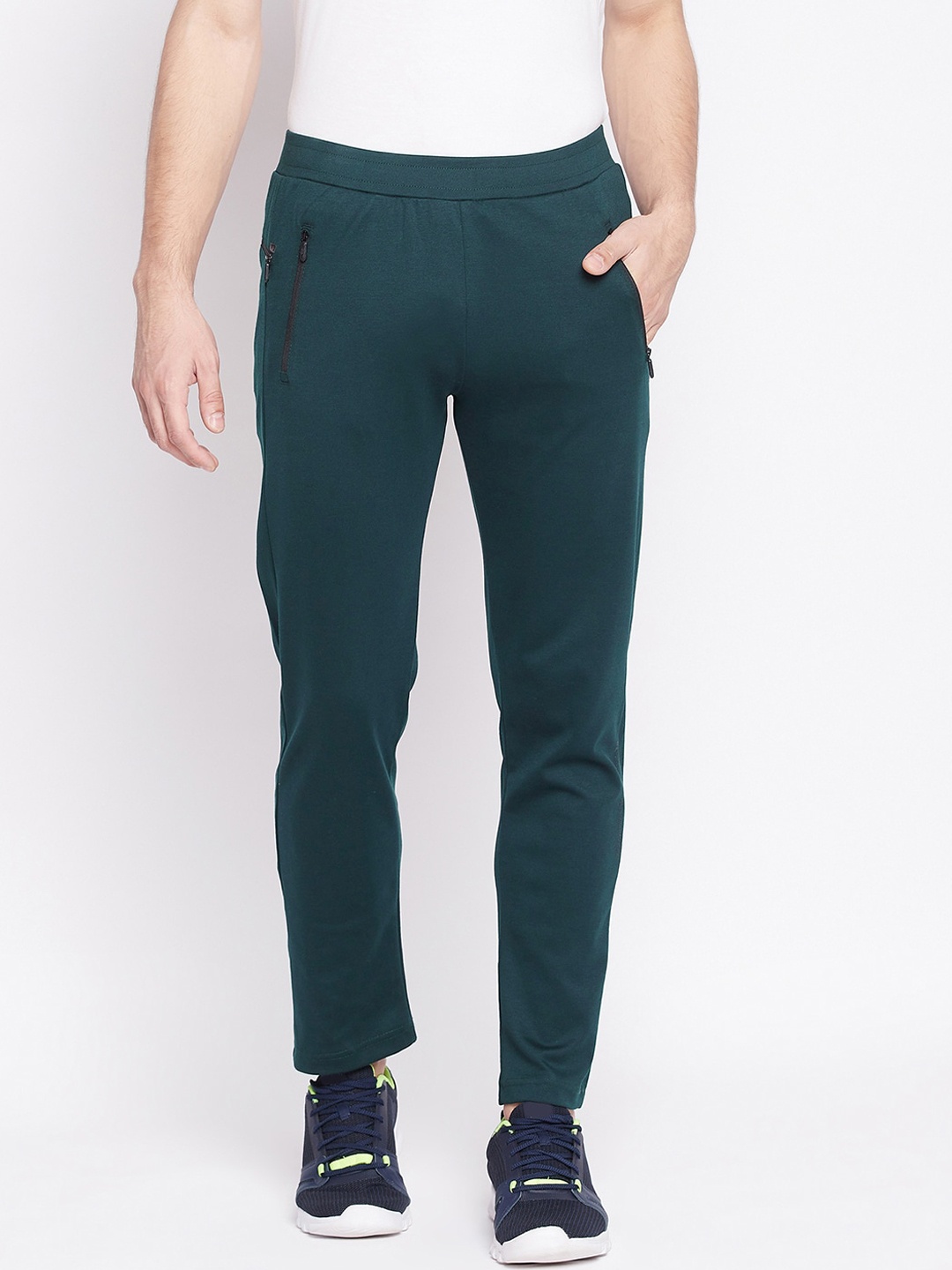 

Okane Men Green Solid Track Pants