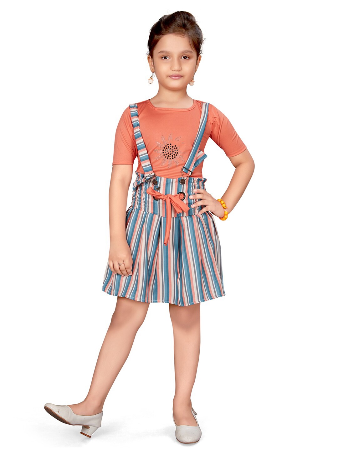 

Aarika Girls Peach-Coloured & Blue Solid Top with Skirt
