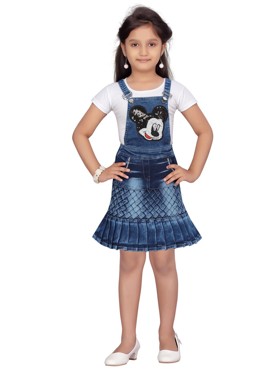 

Aarika Girls White & Blue T-shirt with Mickey Mouse Character Skirt