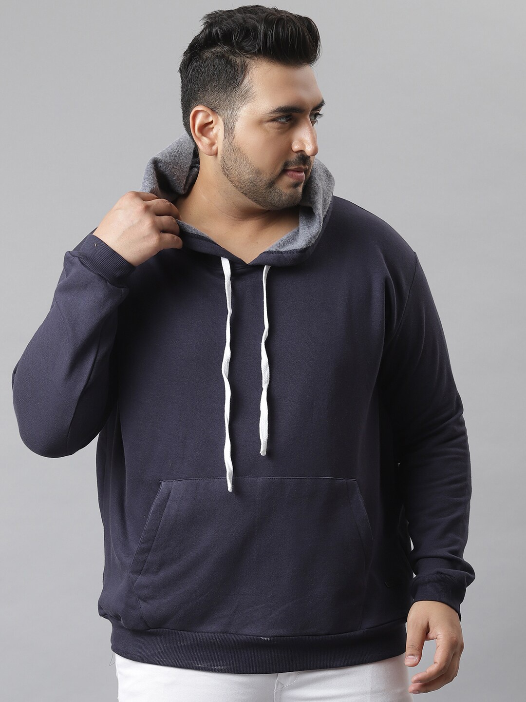 

Instafab Plus Men Navy Blue Hooded Sweatshirt