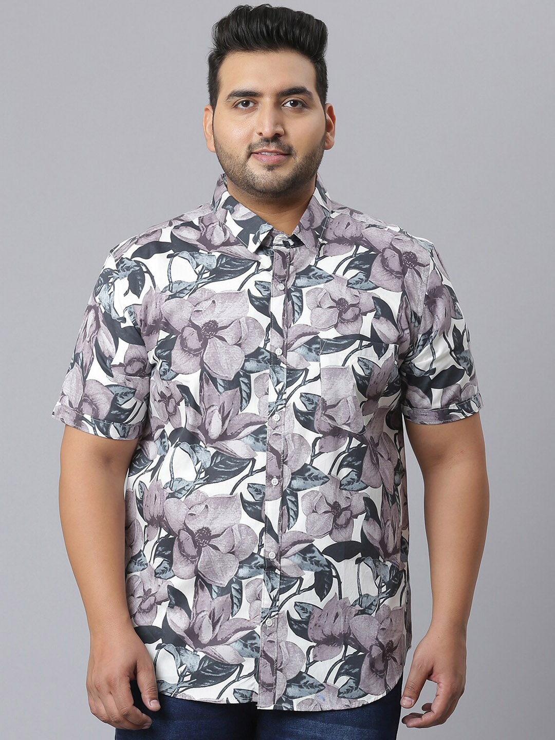 

Instafab Plus Men Grey Classic Floral Printed Casual Shirt