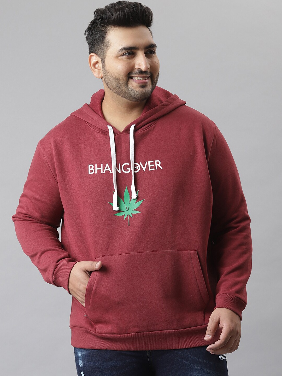 

Instafab Plus Men Maroon Printed Hooded Sweatshirt
