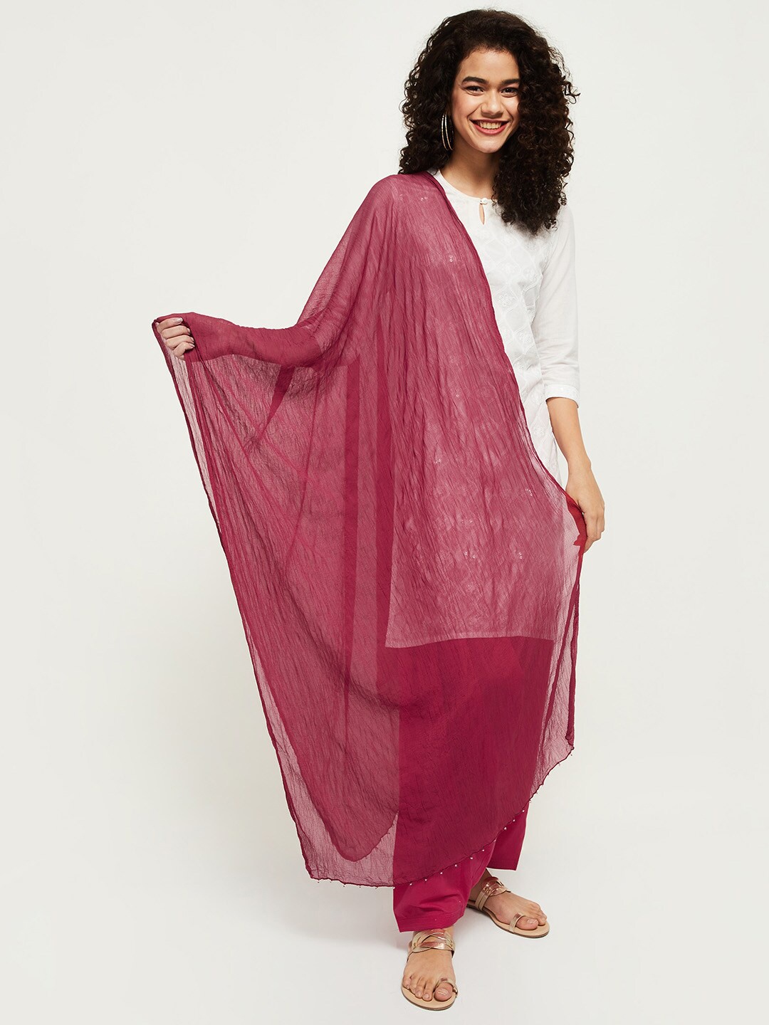 

max Maroon Solid Dupatta
