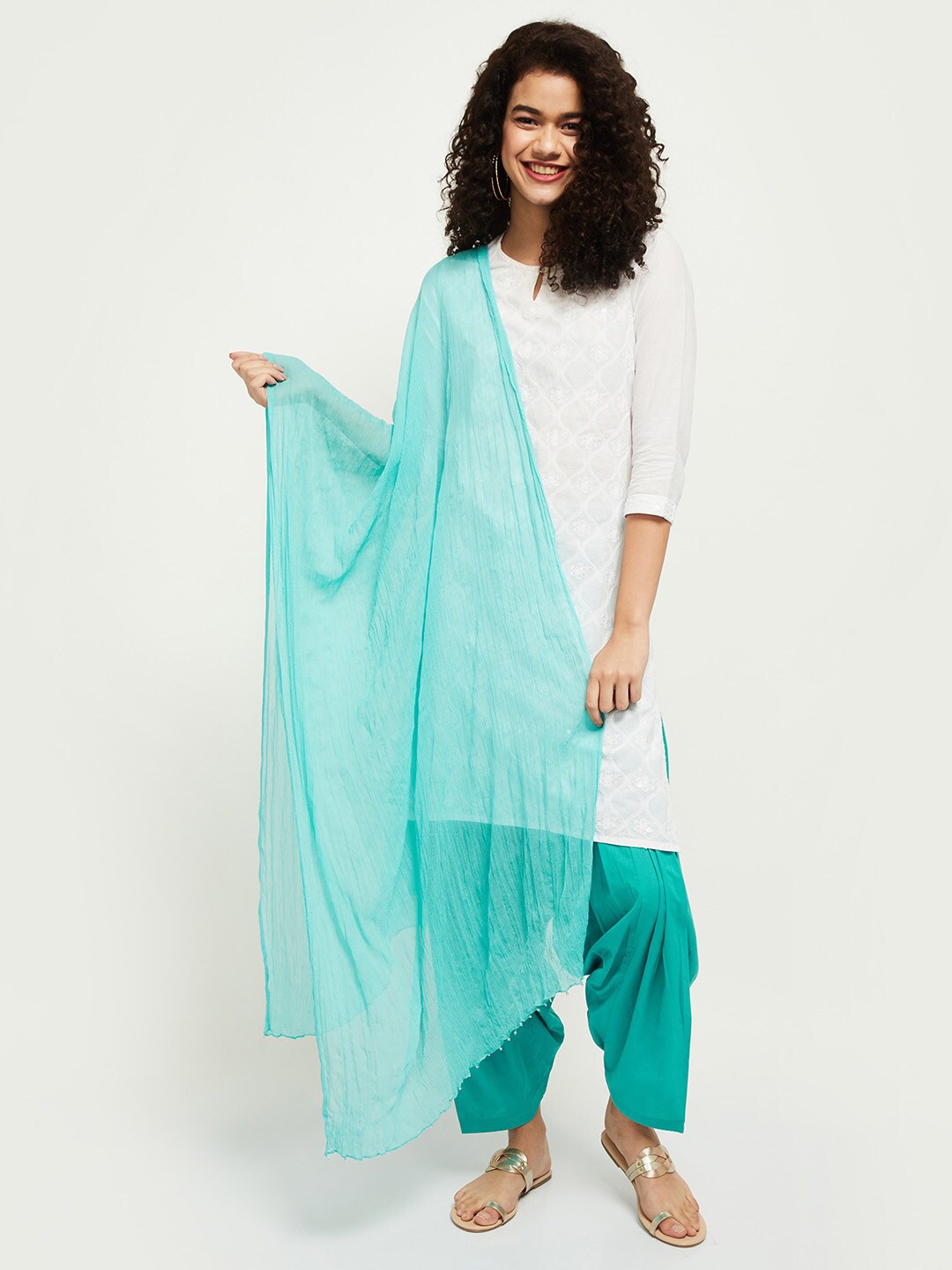 

max Blue Crinkled Dupatta