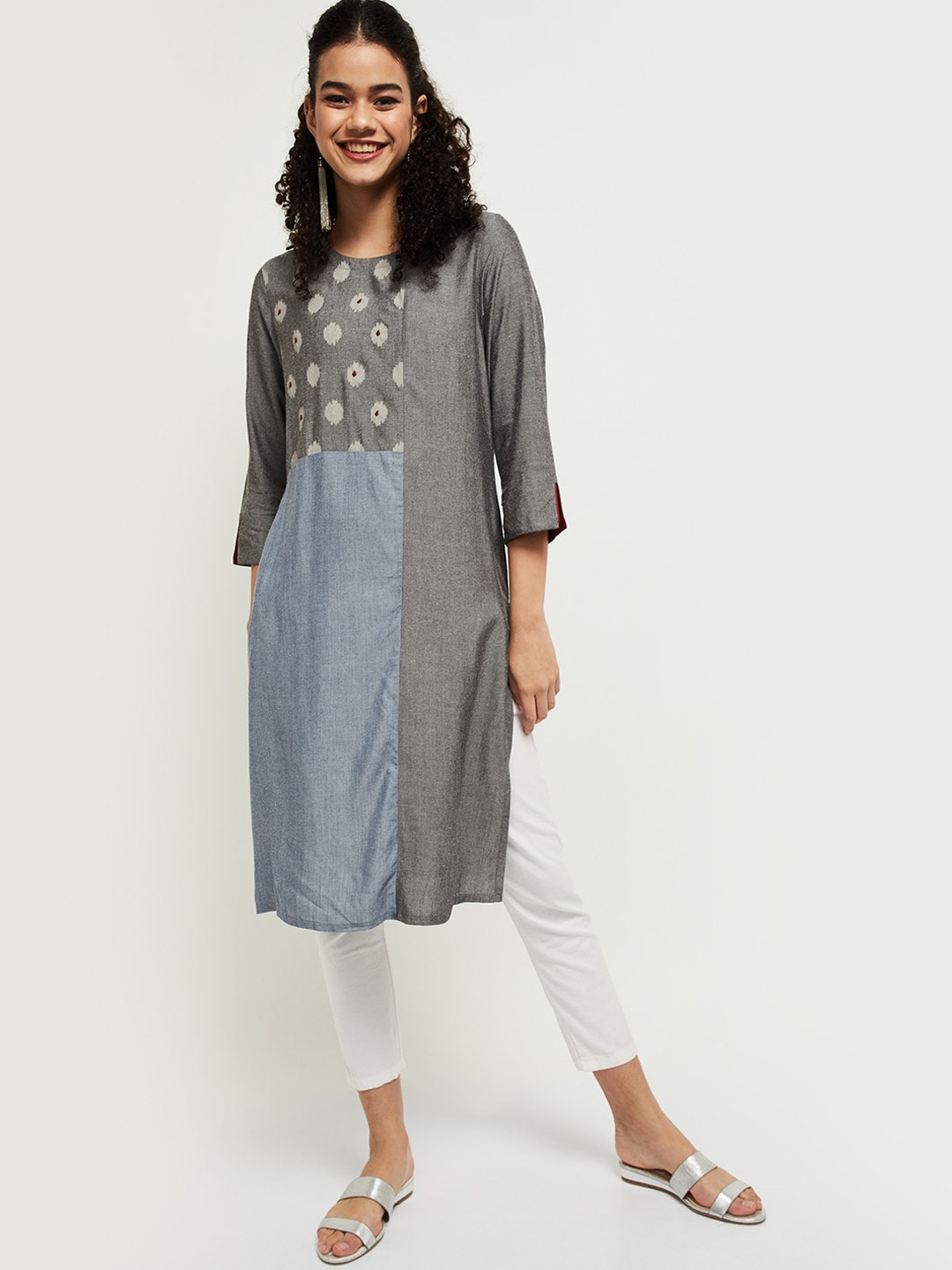 

max Women Grey Geometric Embroidered Keyhole Neck Mirror Work Kurta