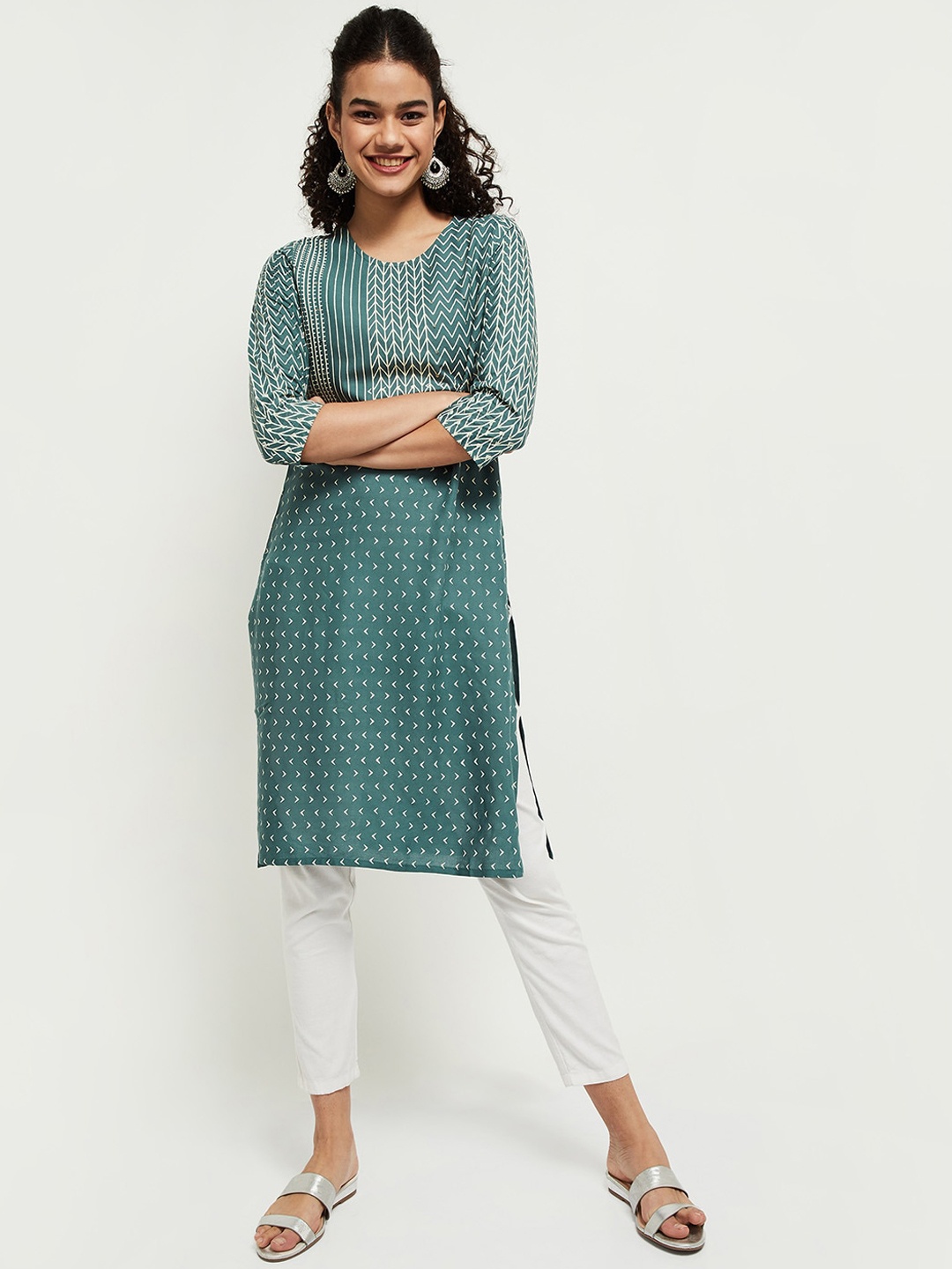 

max Women Teal Geometric Checked Mirror Work Kurta