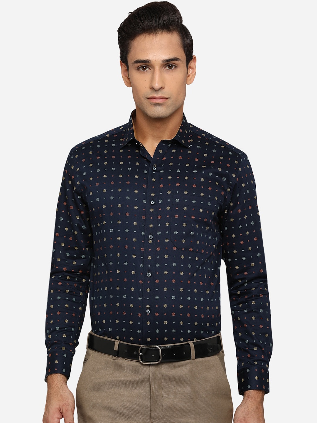 

Greenfibre Men Navy Blue Classic Slim Fit Pure Cotton Printed Casual Shirt