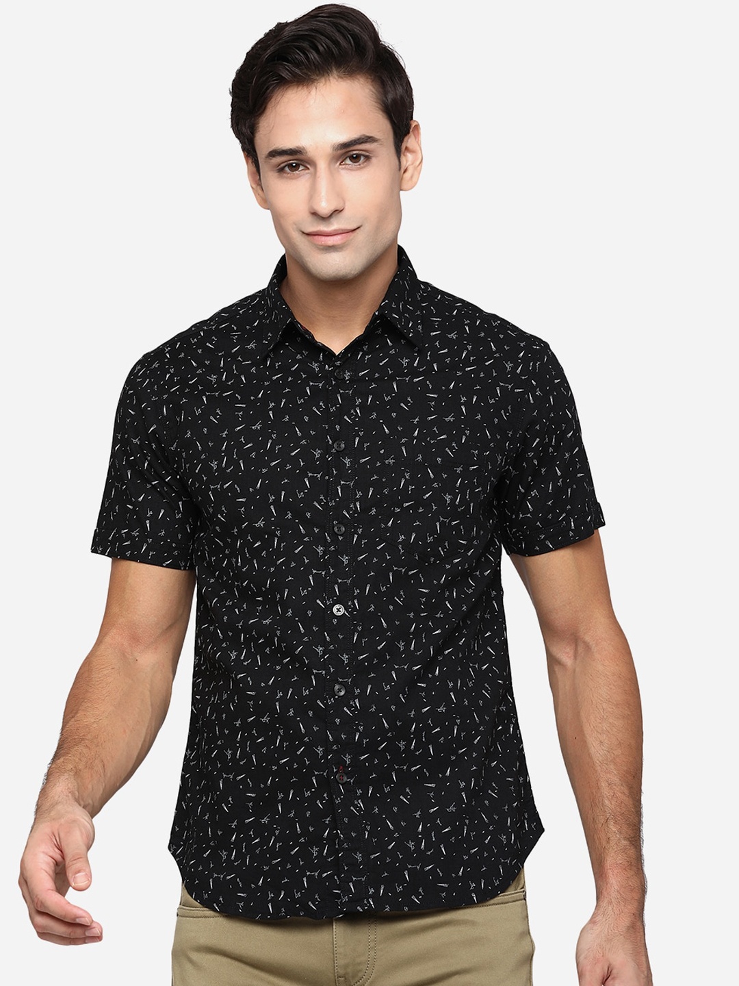 

Greenfibre Men Black Classic Slim Fit Opaque Printed Cotton Casual Shirt