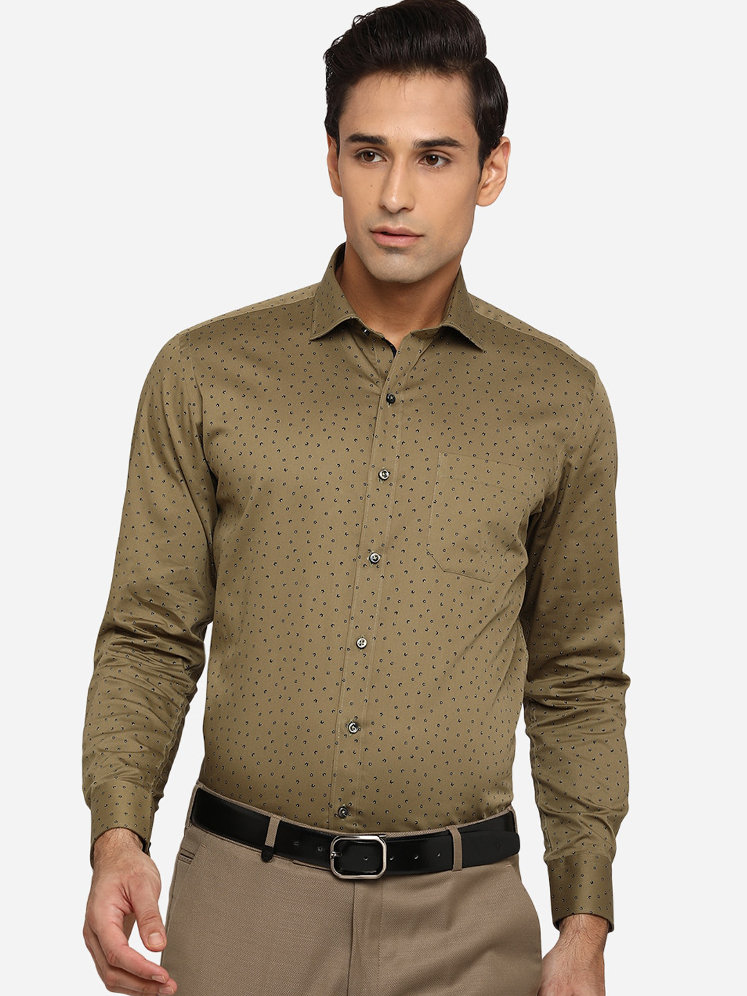 

Greenfibre Men Brown Classic Slim Fit Floral Opaque Printed Formal Shirt