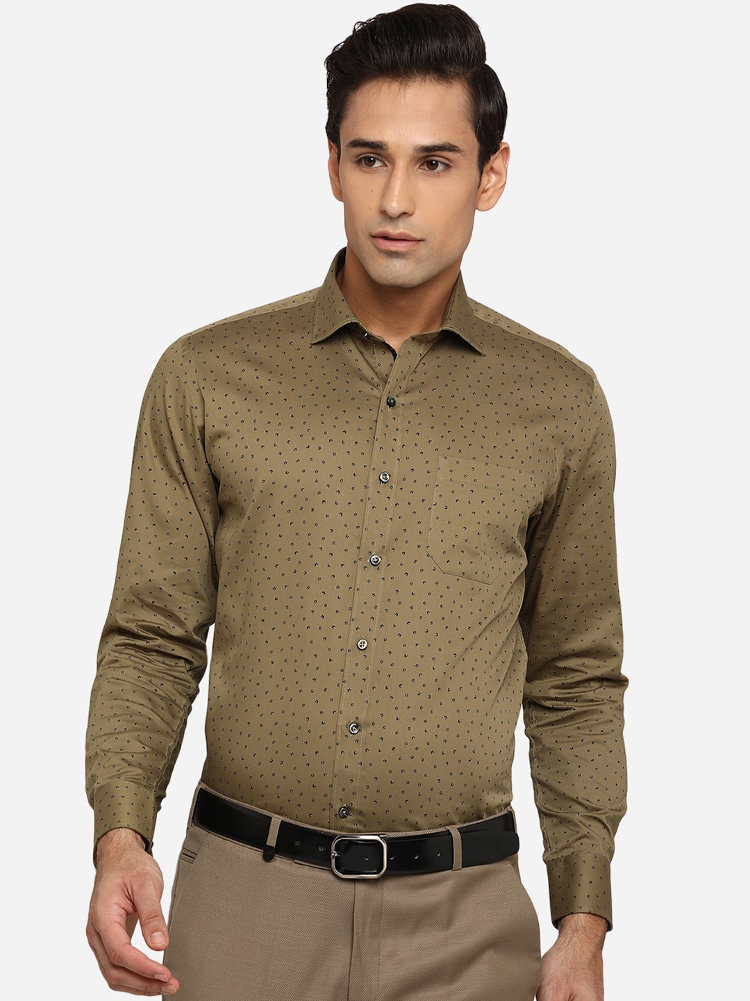 

Greenfibre Men Brown Classic Slim Fit Floral Opaque Printed Formal Shirt