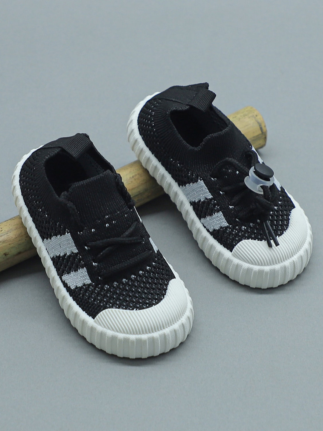

FEETWELL SHOES Kids Black Woven Design PU Sneakers