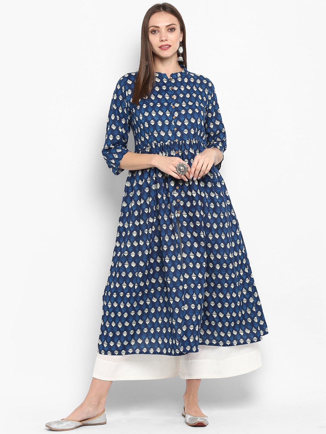 

antaran Women Blue & White Geometric Printed Anarkali Kurta