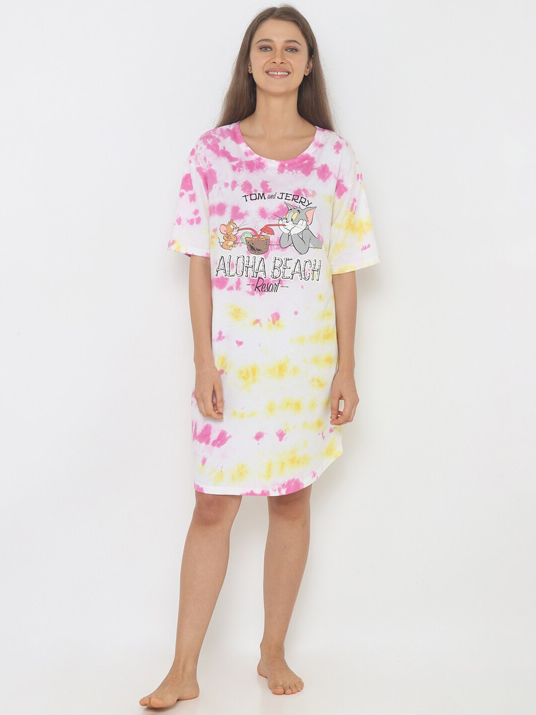 

Smugglerz Women Orange Tom & Jerry Printed Pure Cotton T-Shirt Nightdress