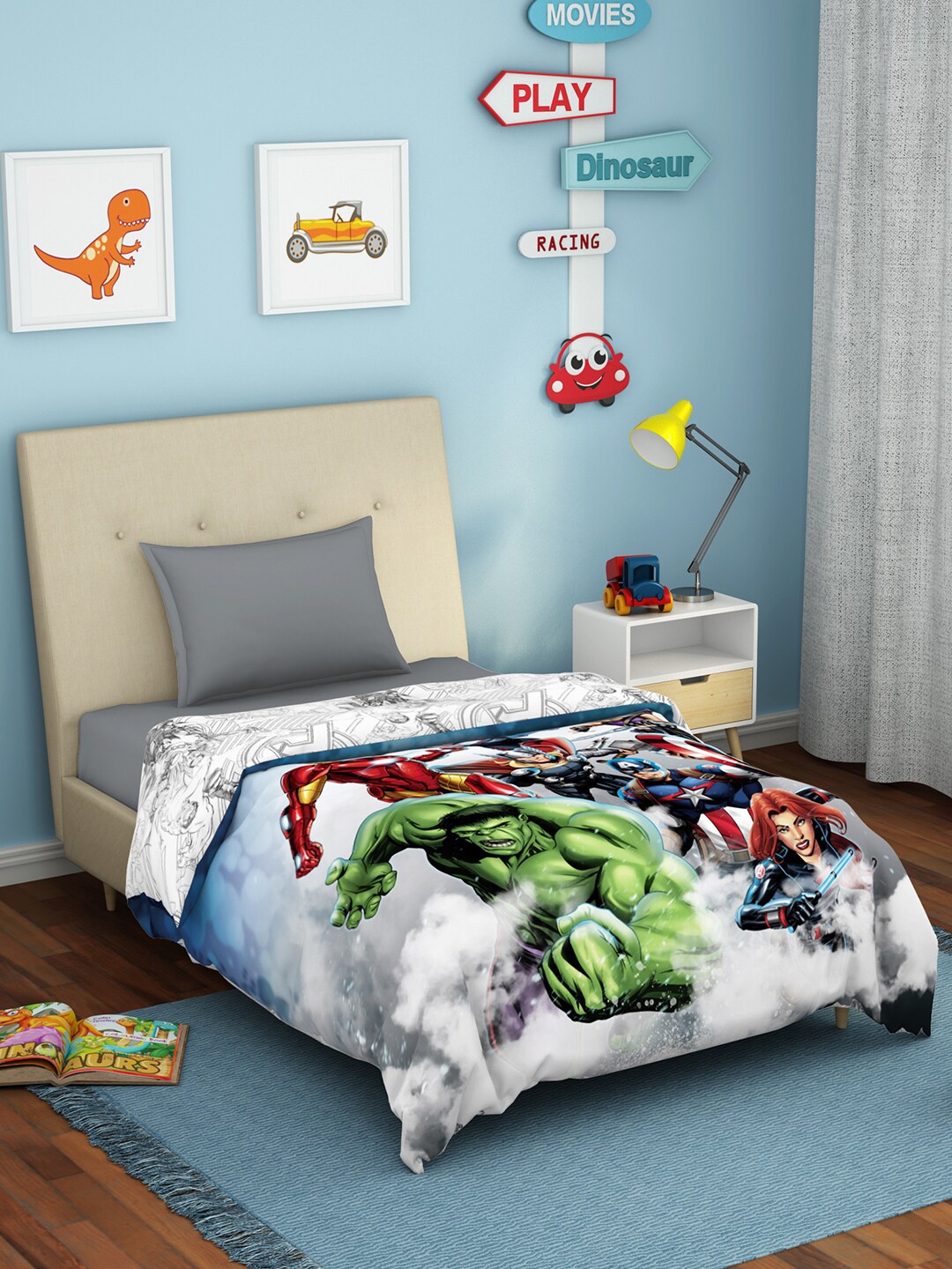 

SPACES Off White & Red Avengers AC Room Single Bed Quilt