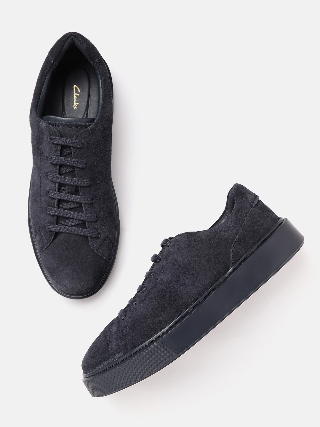 

Clarks Men Navy Blue Suede Solid Lightweight Flatform Sneakers