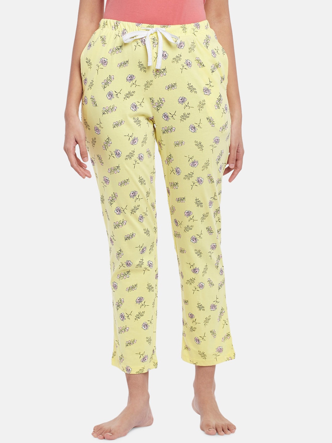 

Dreamz by Pantaloons Women Floral Printed Cotton Cropped Lounge Pants, Yellow