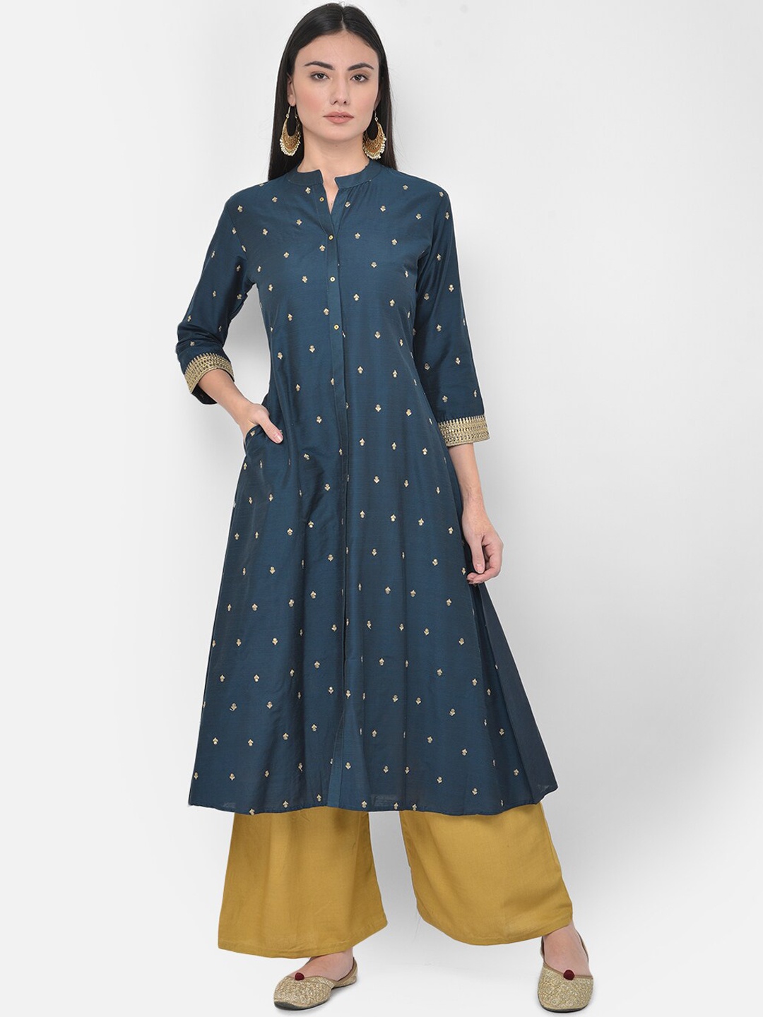 

Span Women Blue Embroidered A-line Kurta