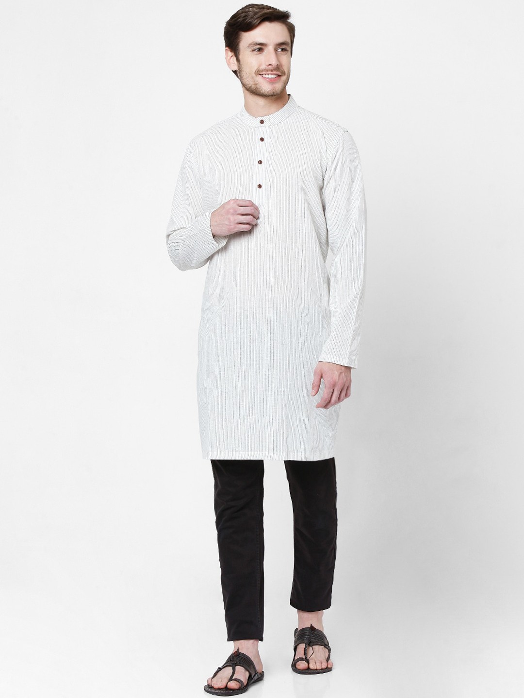 

SALWAR STUDIO Men White Striped Chikankari Kurta