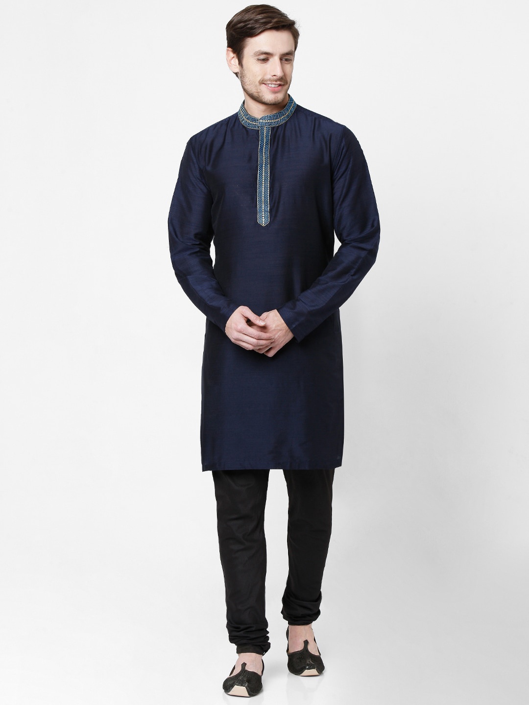 

SALWAR STUDIO Men Blue Thread Work Kurta