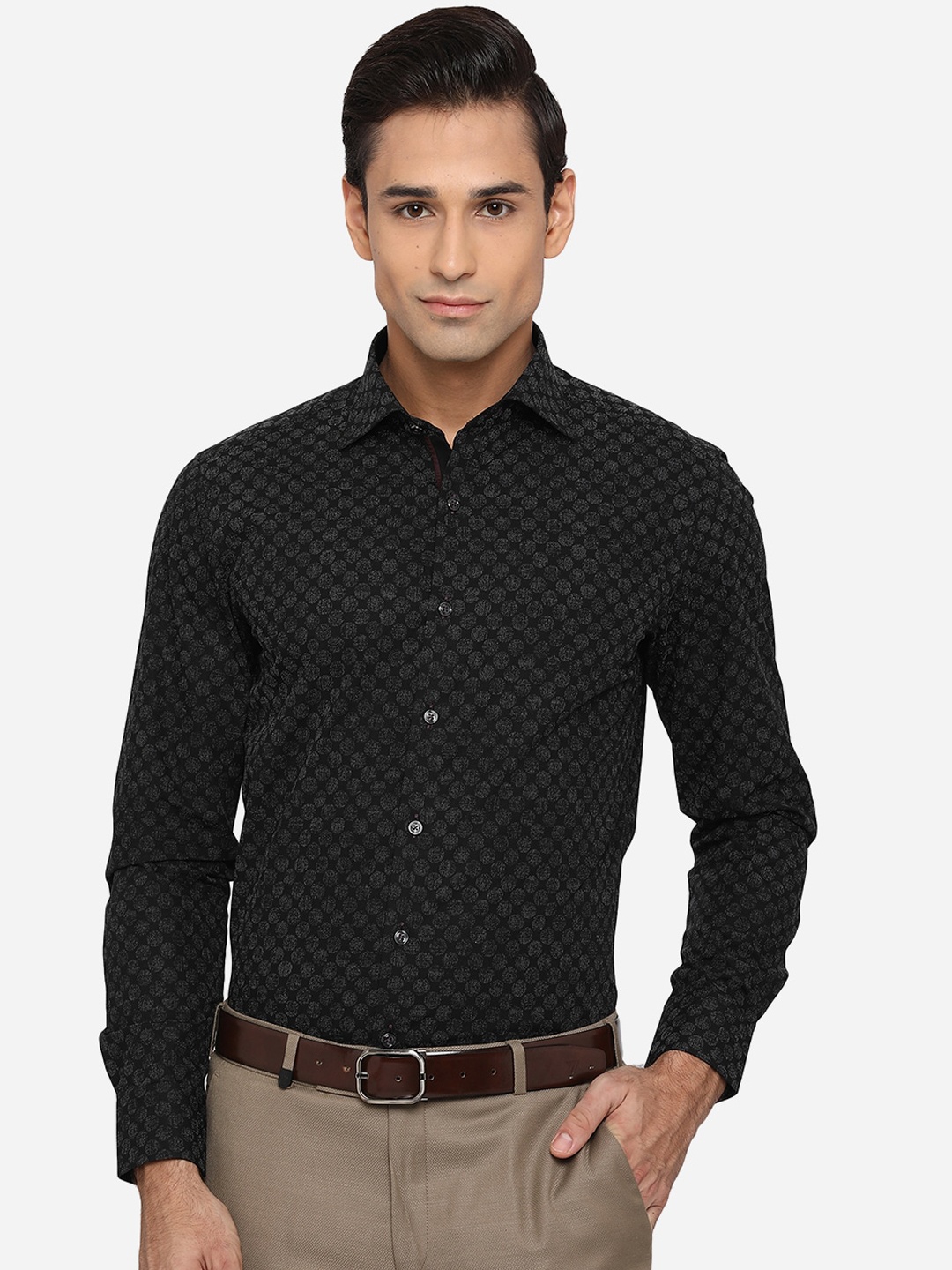 

JB STUDIO Men Black Slim Fit Opaque Printed Formal Shirt