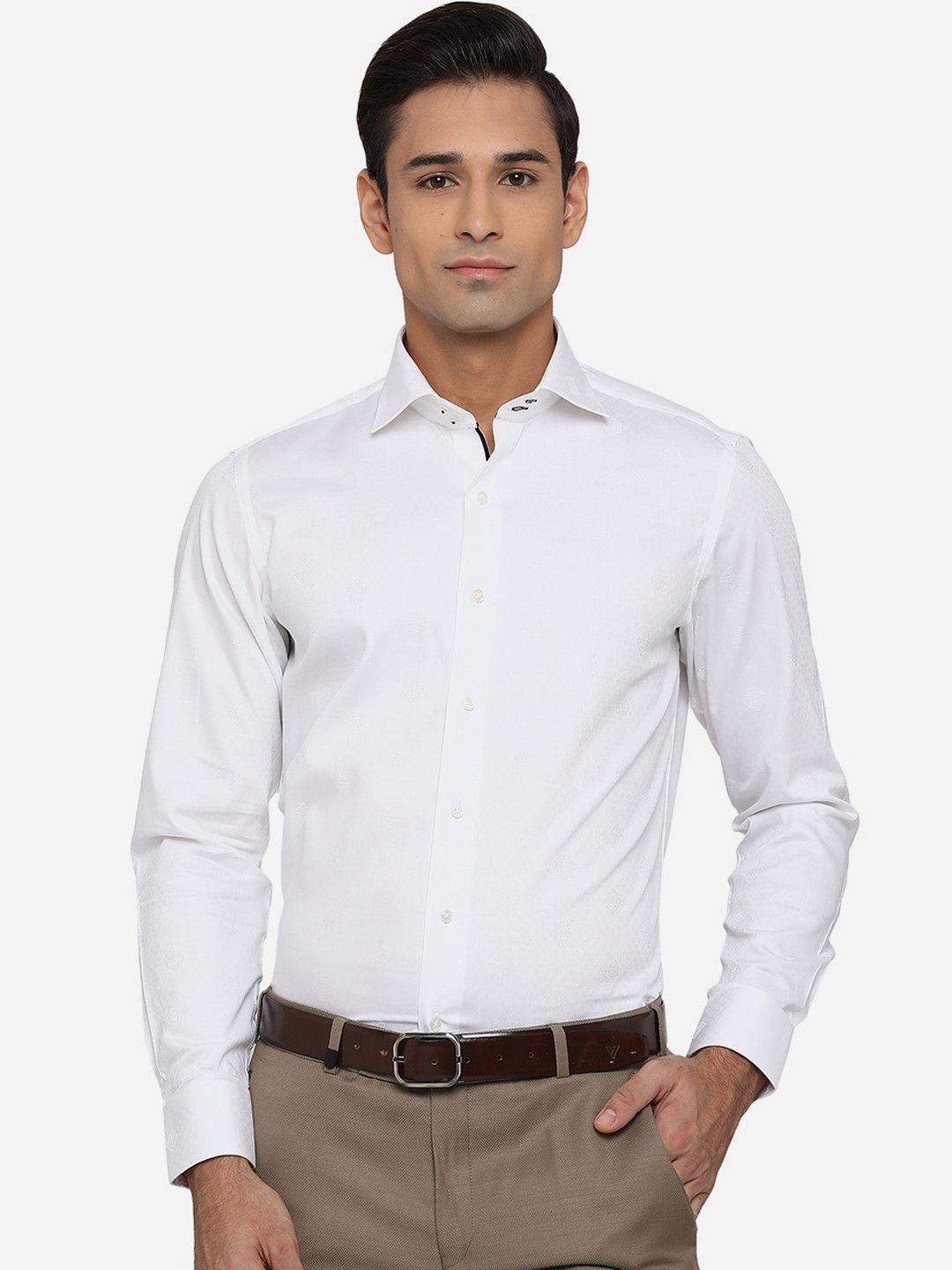 

JB STUDIO Men White Slim Fit Opaque Formal Shirt