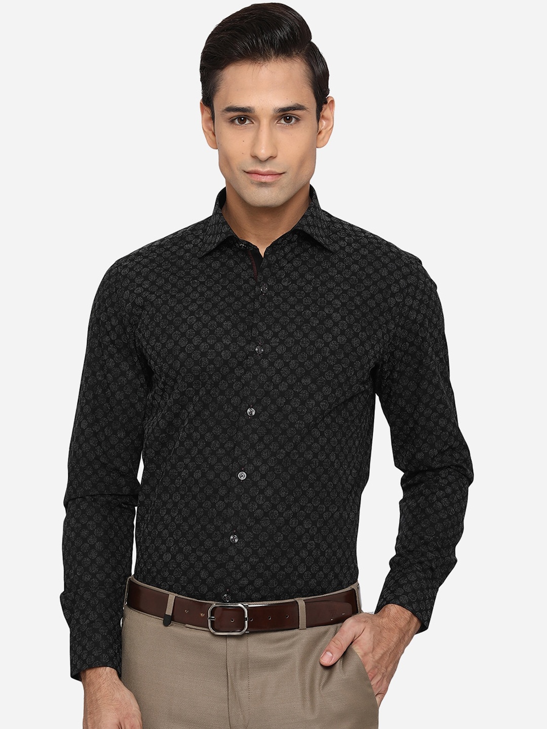 

JB STUDIO Men Black Slim Fit Opaque Printed Formal Shirt