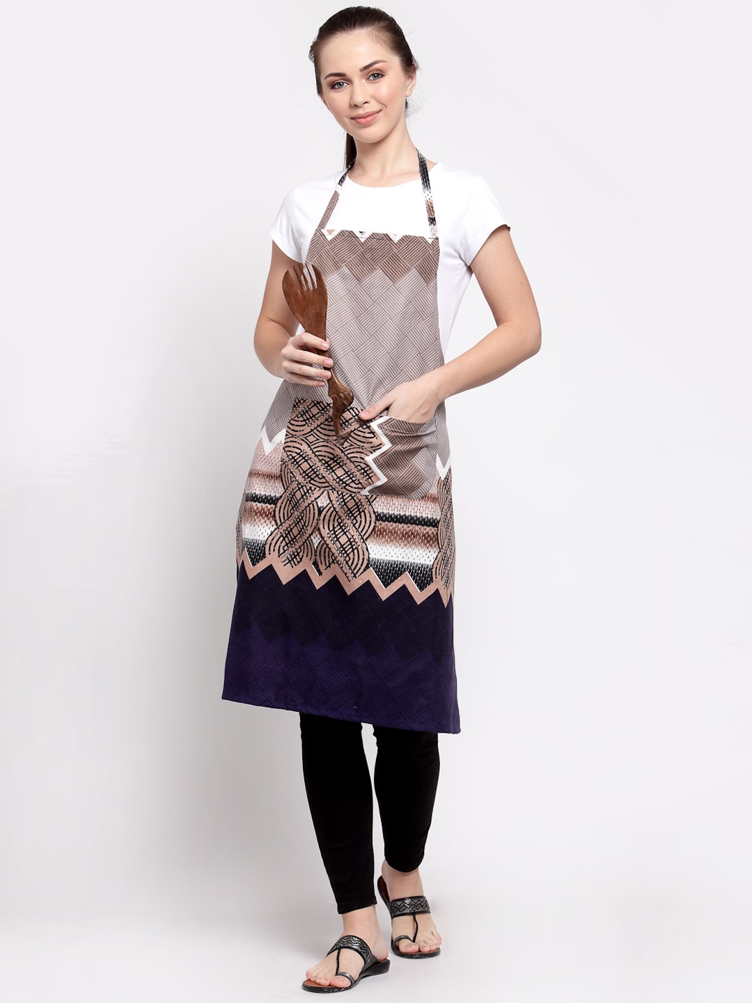 

Arrabi Multicoloured Printed Apron with 2 Patch Pockets, Multi