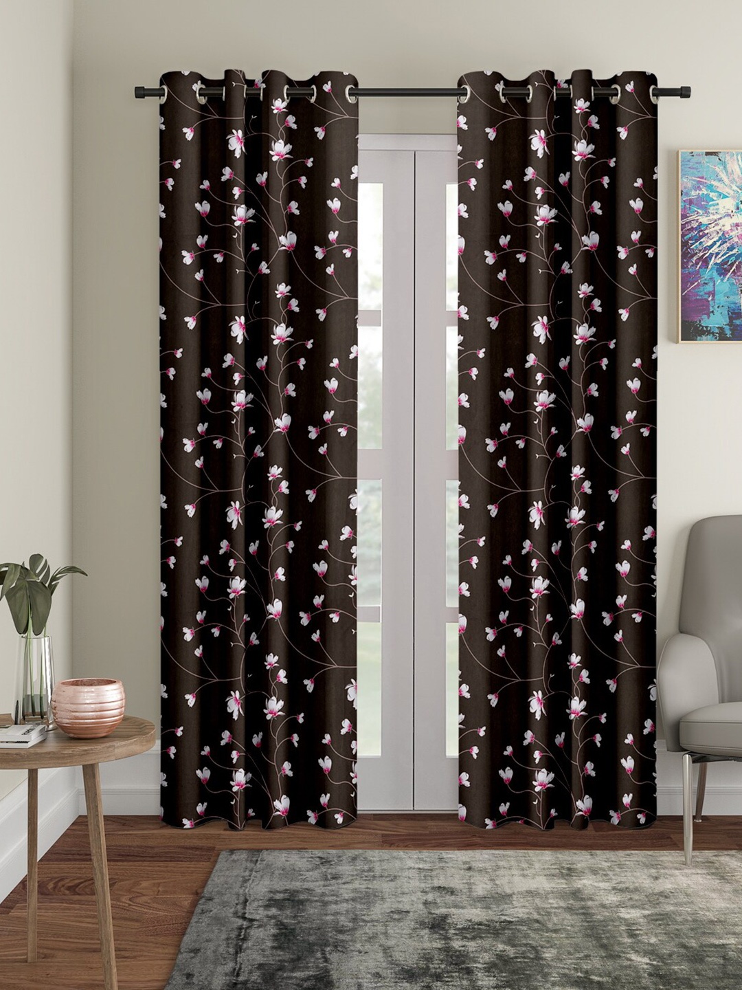 

Cortina Brown & White Set of 2 Floral Door Curtains