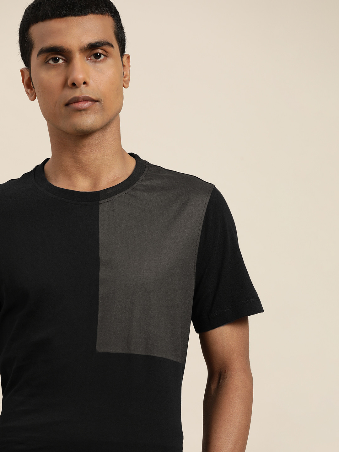 

ether Men Black Colourblocked Pure Cotton T-shirt