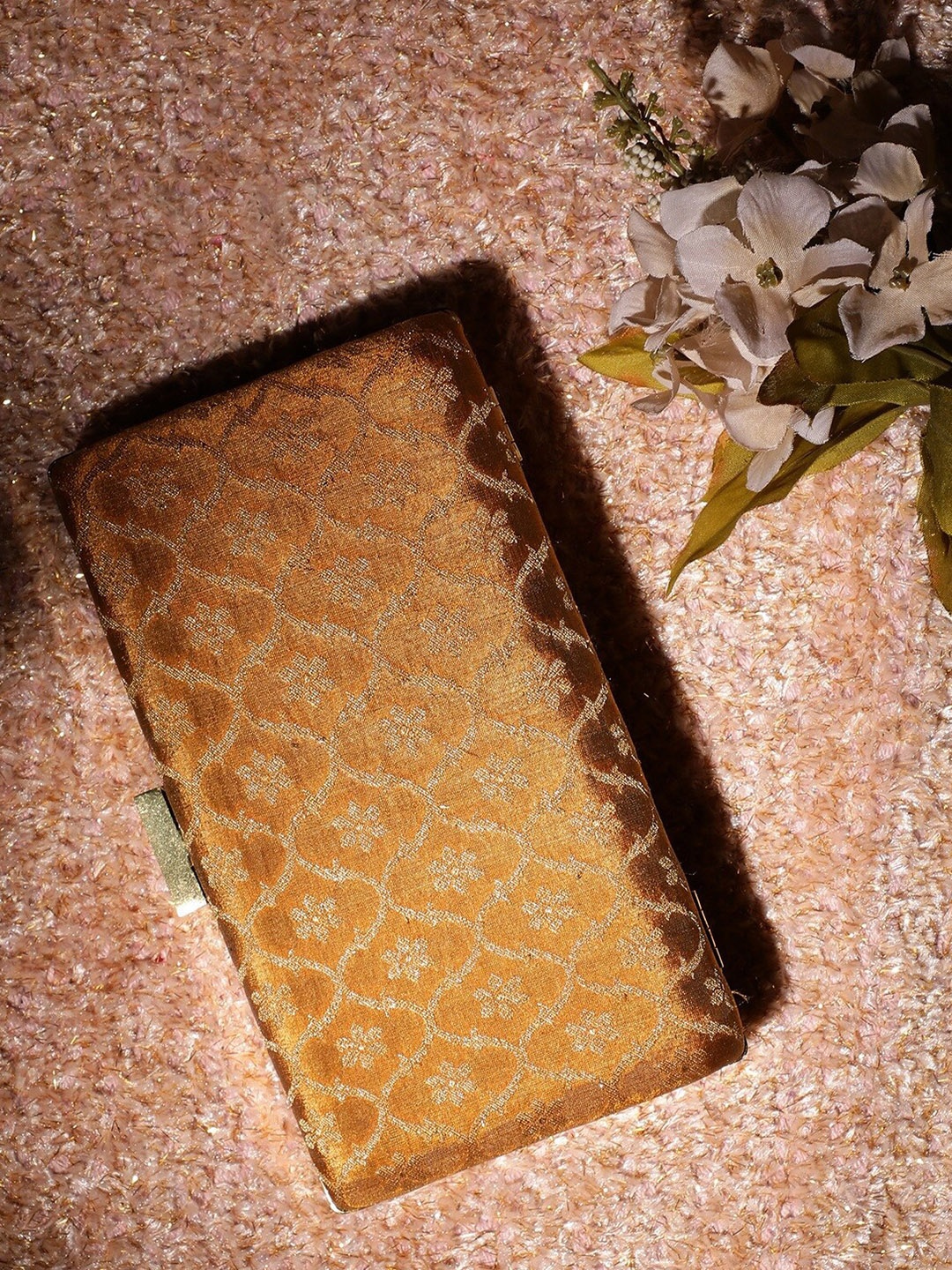 

TRINK Yellow & Gold-Toned Textured Box Clutch