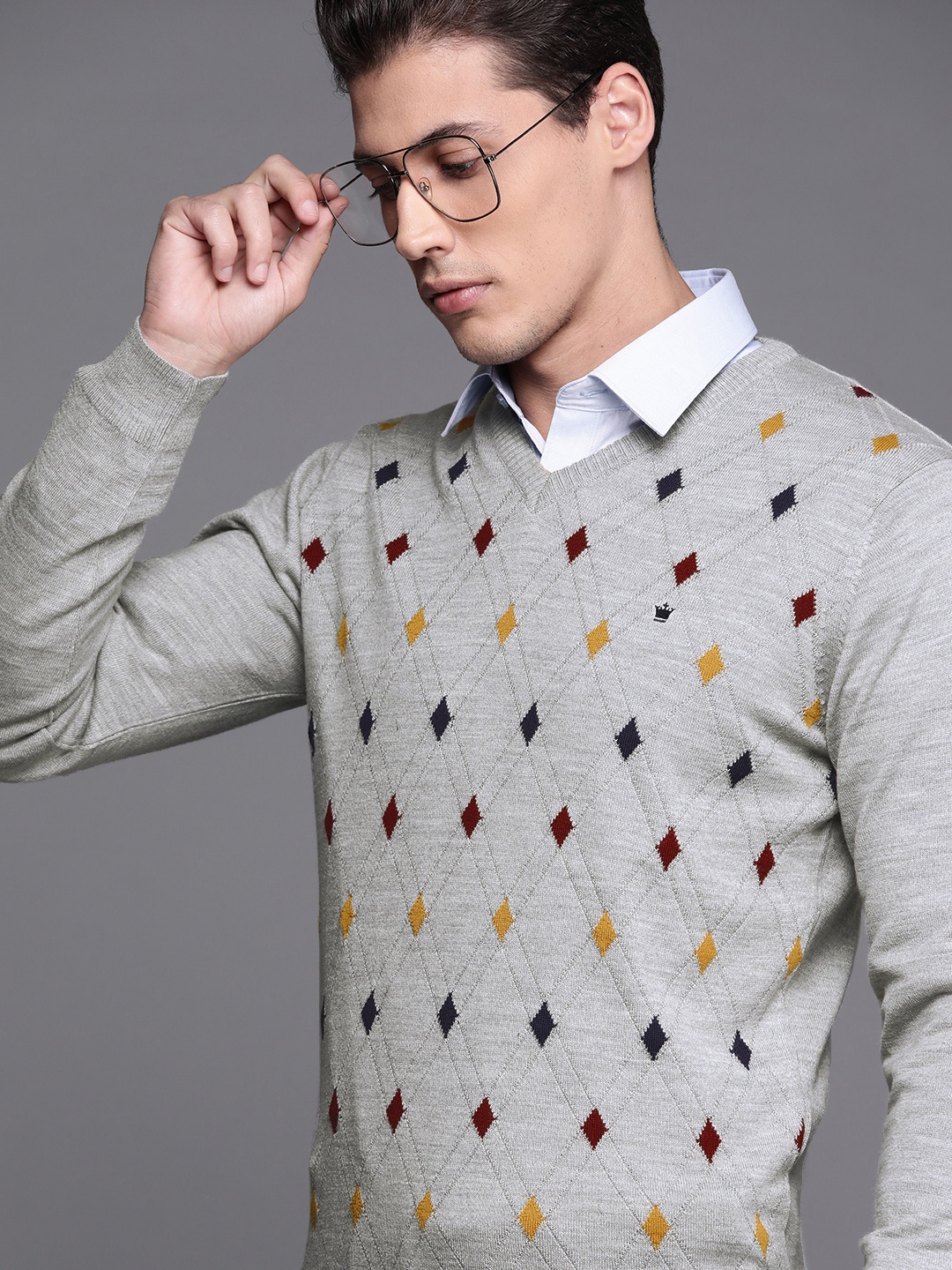 

Louis Philippe Men Grey Melange & Mustard Yellow Geometric Patterned Pullover