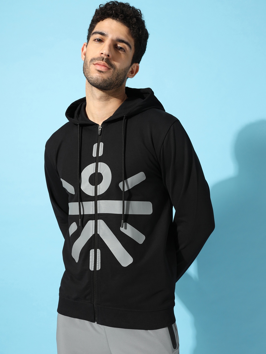 

CULT Men Black LAYR Logo Print Sweatshirt