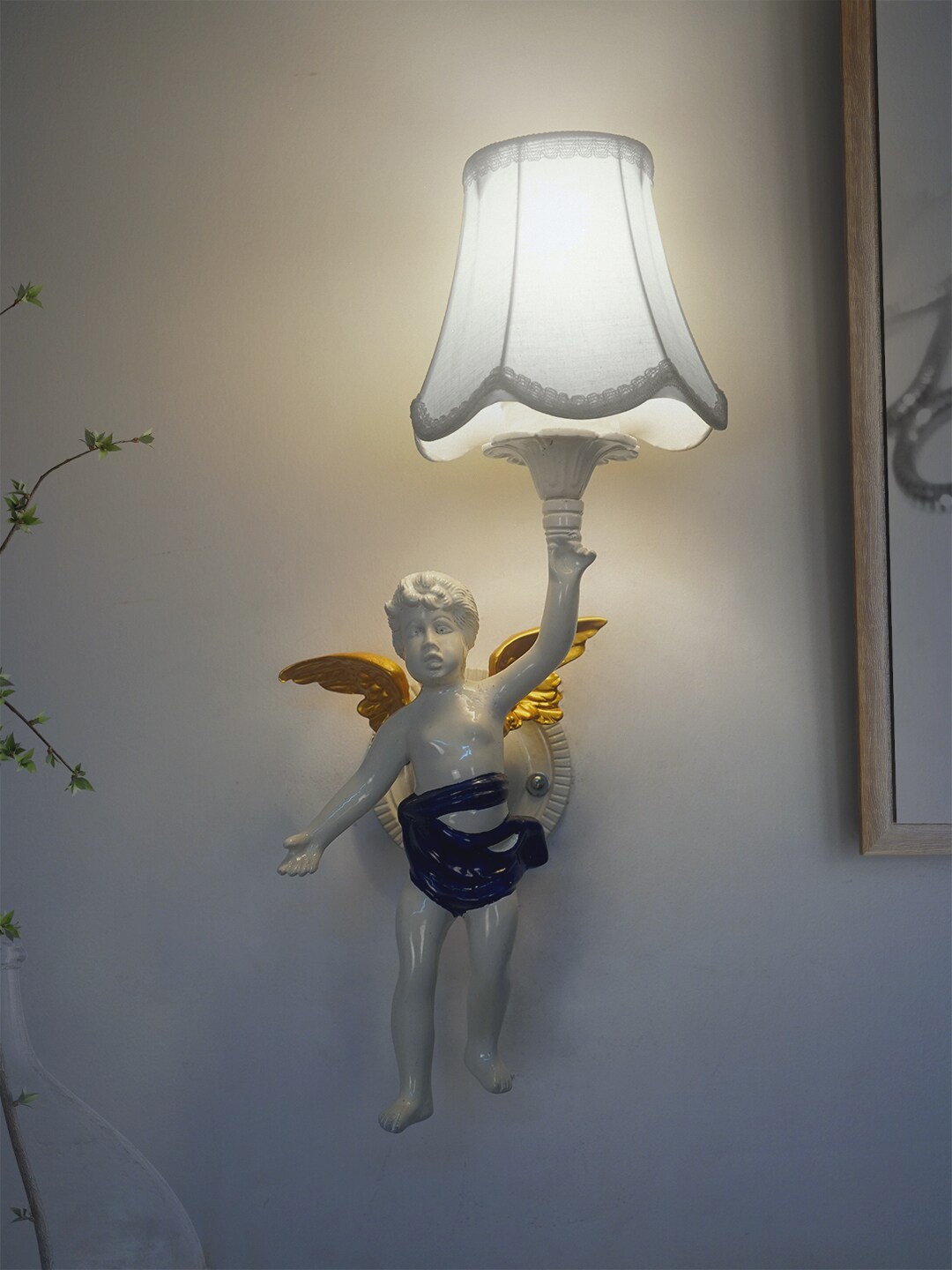 

Fos Lighting White Classic Angel Cast Aluminium Wall Lamp