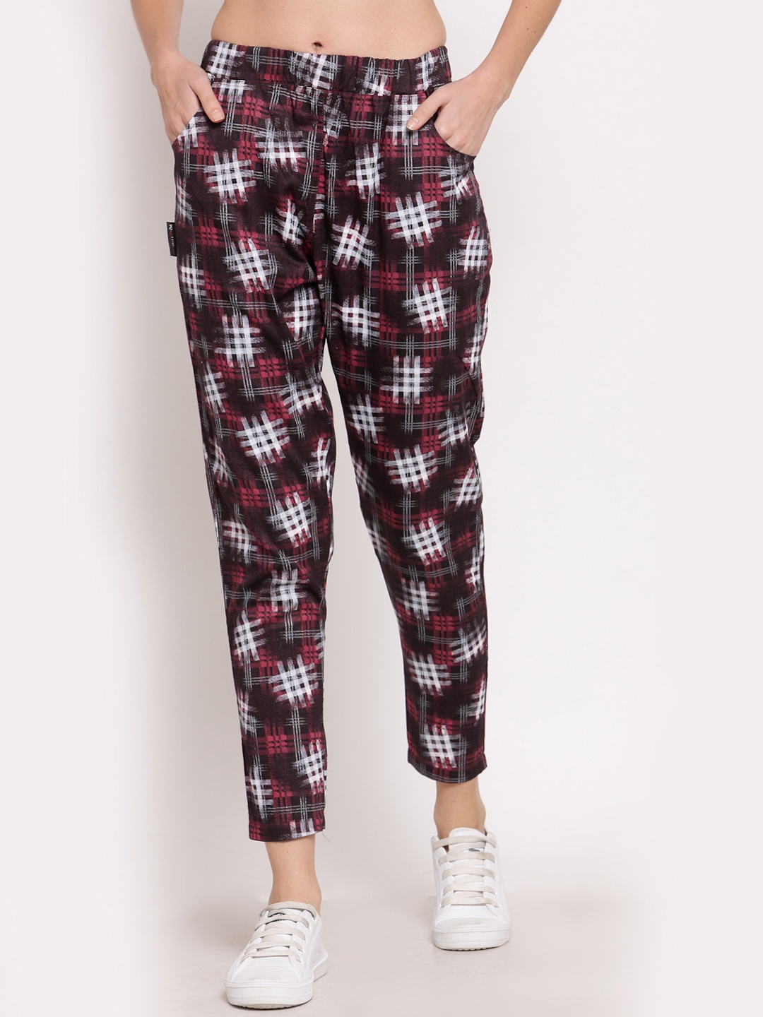 

KLOTTHE Women Red Cotton Printed Regular Fit Joggers