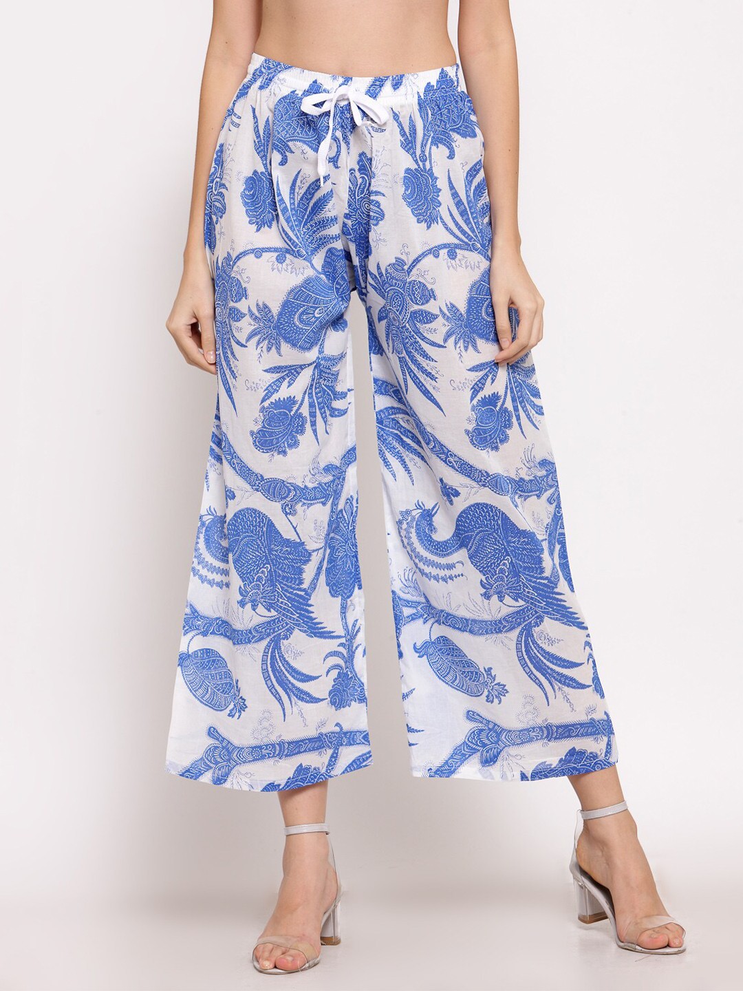 

KLOTTHE Women Blue & White Floral Printed Palazzos