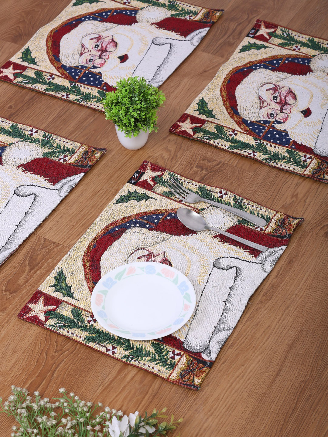 

KLOTTHE Unisex Set of 6 White & Red Woven Design Rectangular Cotton Table Mats, Multi