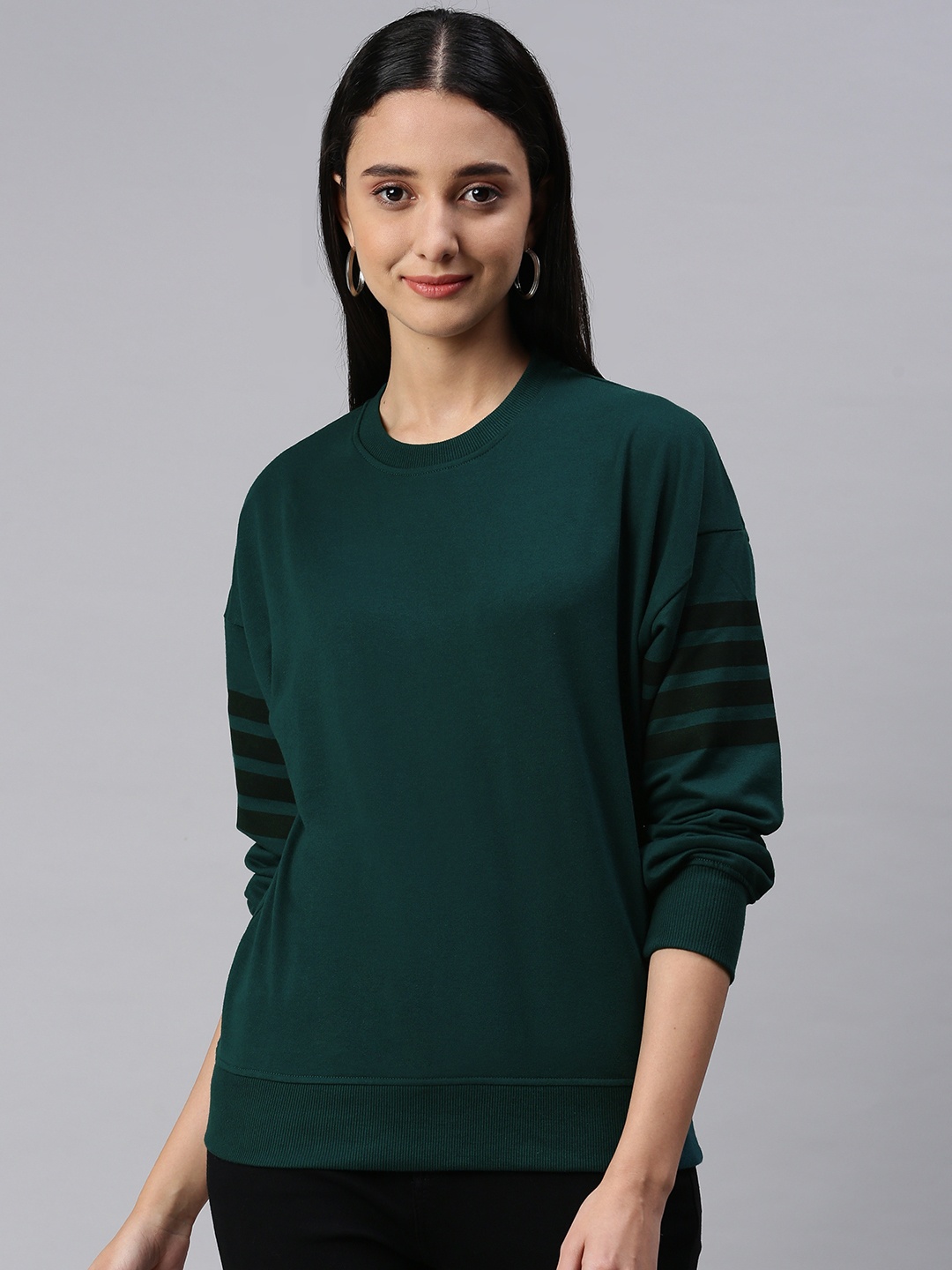 

abof Women Green Solid Sweatshirt