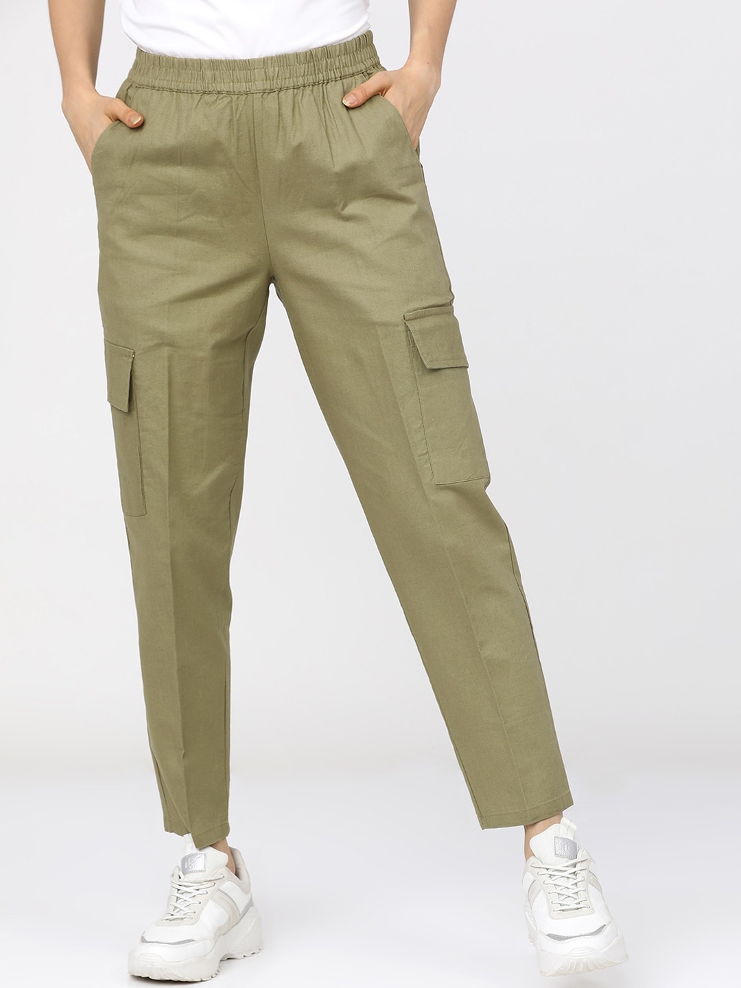 

Tokyo Talkies Women Green Straight Fit Easy Wash Cargos Trousers