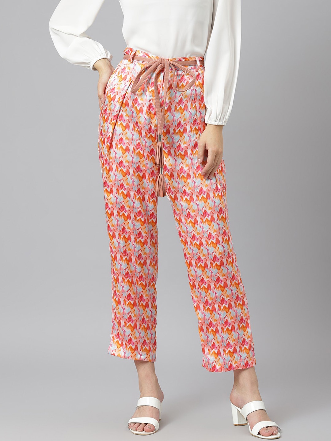

am ma Women Coral Floral Printed Pleated Trousers