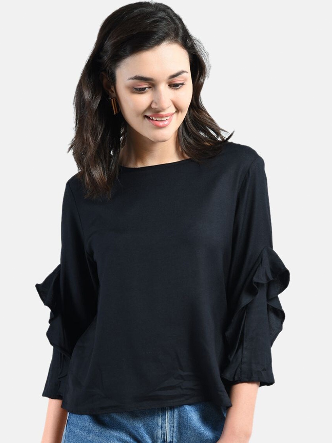 

AARA Women Black Regular Top