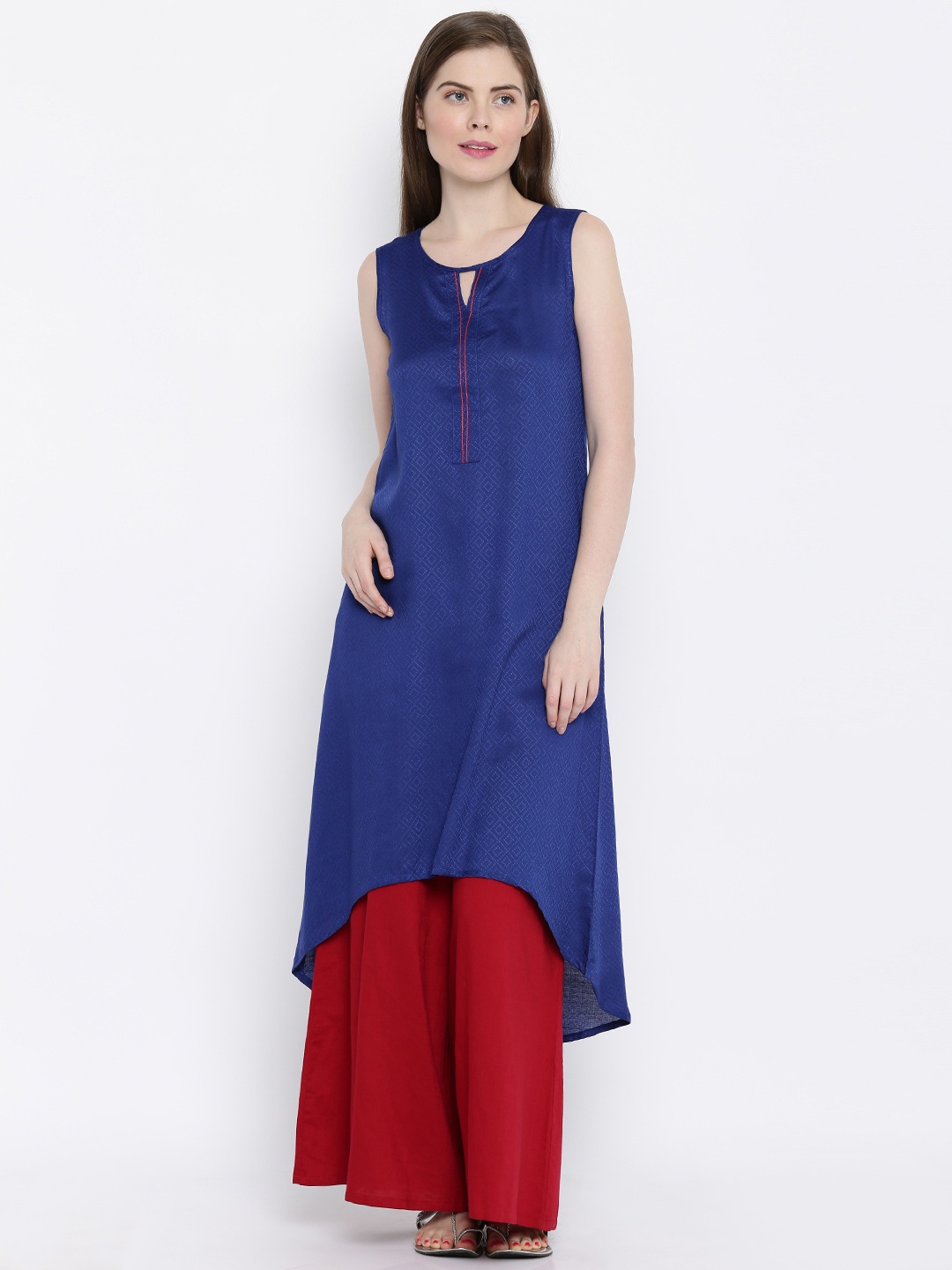 

Global Desi Women Blue Solid Straight Kurta